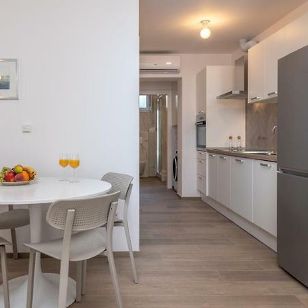 Apartments Flora טרוגיר מראה חיצוני תמונה