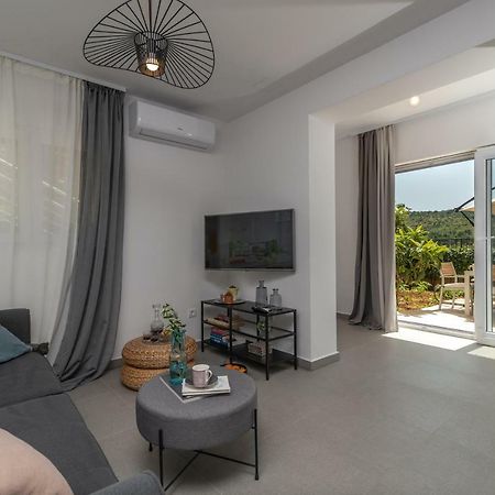 Apartments Flora טרוגיר מראה חיצוני תמונה