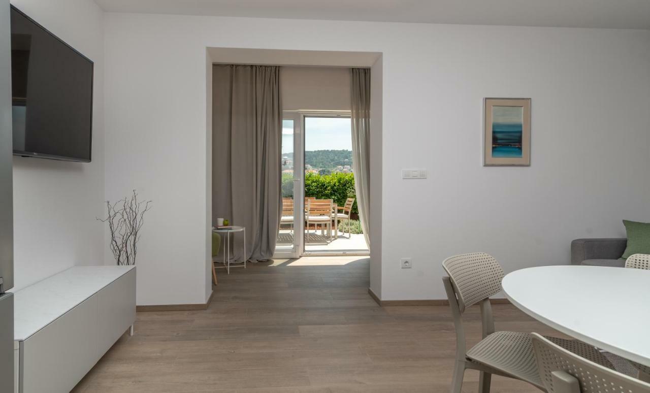 Apartments Flora טרוגיר מראה חיצוני תמונה