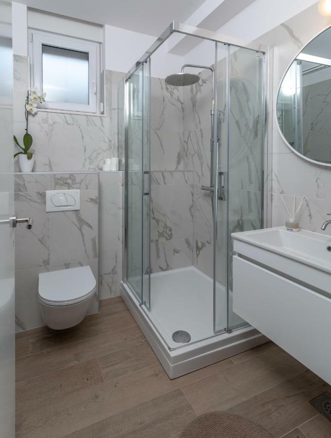 Apartments Flora טרוגיר מראה חיצוני תמונה