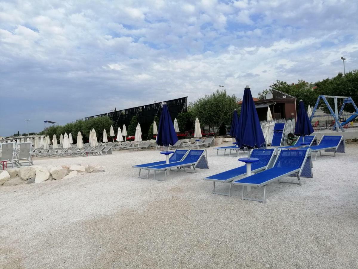 Apartments Flora טרוגיר מראה חיצוני תמונה