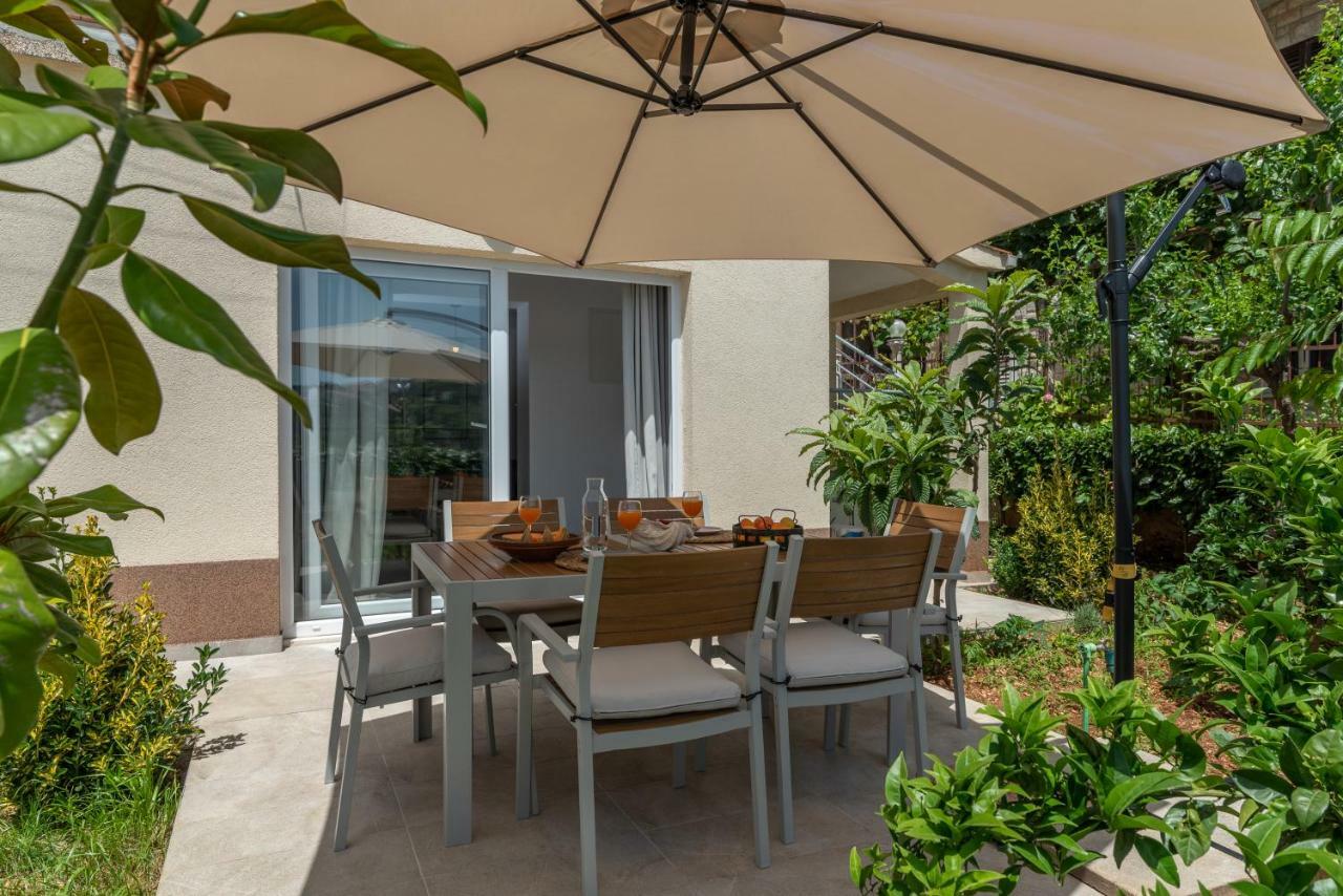 Apartments Flora טרוגיר מראה חיצוני תמונה