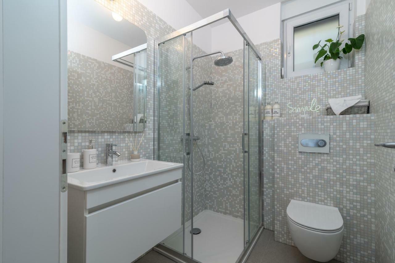 Apartments Flora טרוגיר מראה חיצוני תמונה